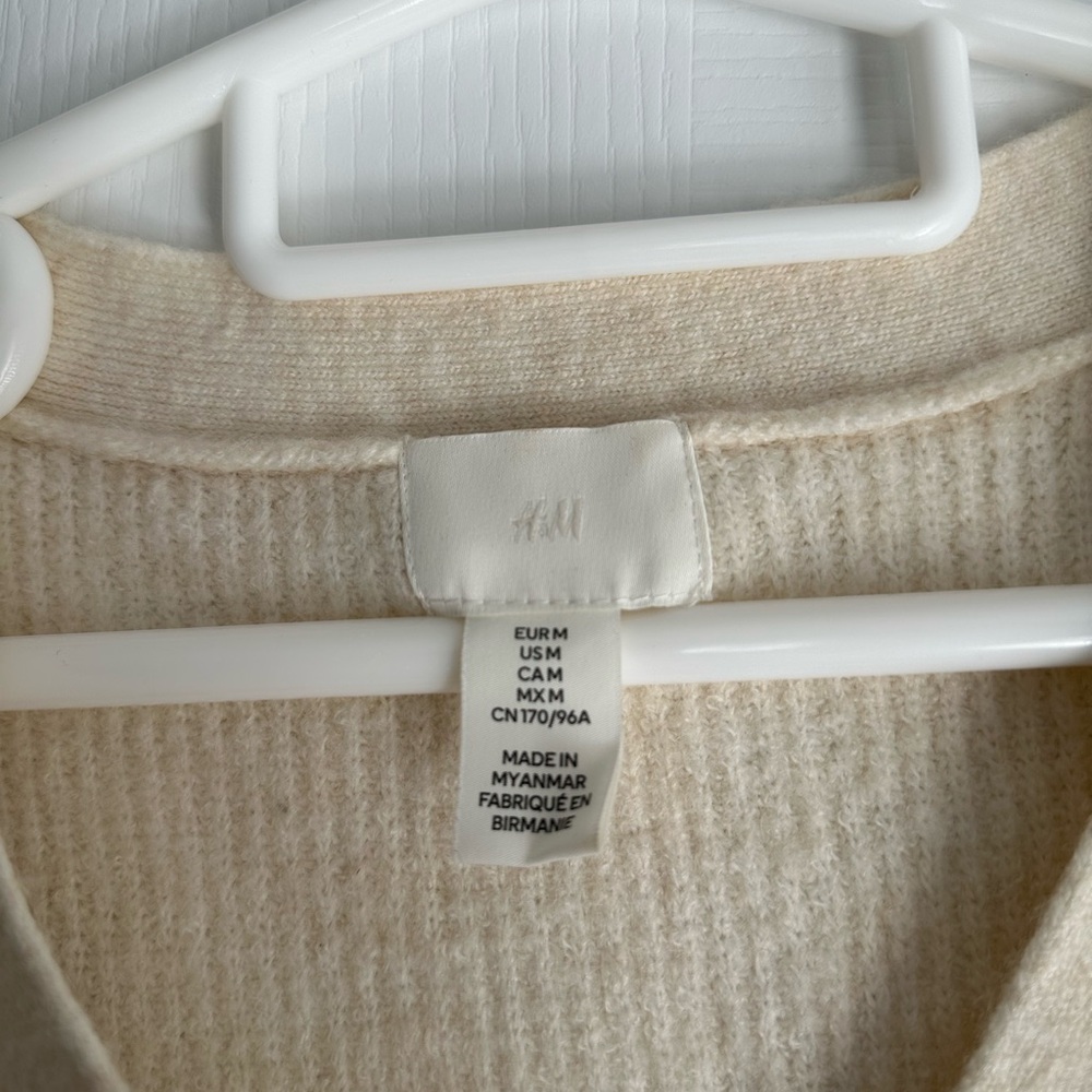 H&M Button-Up Cardigan - Picture 3 of 3